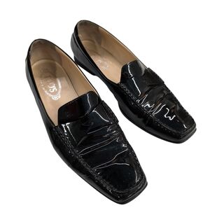 Tod's patent leather Loafers